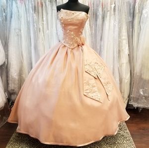 🎉HP🎉 Dusty Rose Gold Victorian Ballgown